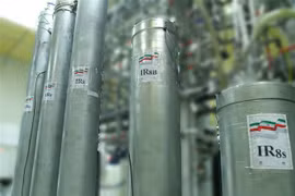 Thiết bị làm giàu urani tại nhà máy hạt nhân Nataz, cách thủ đô Tehran khoảng 300km về phía nam. (Ảnh: AFP/TTXVN)