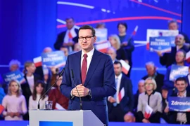 Thủ tướng Ba Lan Mateusz Morawiecki phát biểu tại Hội nghị của đảng Pháp luật và Công lý tại Chelm, miền Đông nước này. (Ảnh: PAP/TTXVN)