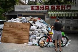 Bãi rác thải tại Thượng Hải, Trung Quốc. (Ảnh: AFP/TTXVN)