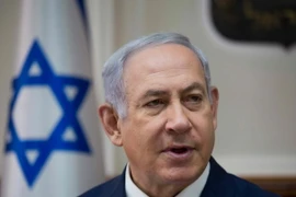 Thủ tướng Israel Benjamin Netanyahu chủ trì cuộc họp nội các ở Jerusalem. (Nguồn: AFP/TTXVN)