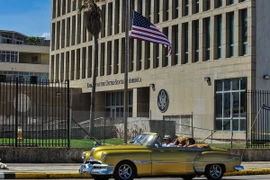 Quang cảnh bên ngoài Đại sứ quán Mỹ tại La Habana, Cuba. (Nguồn: AFP/TTXVN)