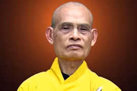 Hòa thượng Thích Phổ Tuệ được Đại hội suy tôn Pháp chủ Giáo hội Phật giáo Việt Nam khóa VIII, nhiệm kỳ 2017-2022. (Ảnh: Nguyễn Dân/TTXVN)