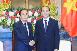 Chủ tịch nước Trần Đại Quang tiếp Ngài Kiyoshi Udea, Tỉnh trưởng tỉnh Saitama, Nhật Bản đang có chuyến thăm và làm việc tại Việt Nam. (Ảnh: Nhan Sáng/TTXVN)