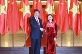 Chủ tịch Quốc hội Nguyễn Thị Kim Ngân hội kiến với Tổng Bí thư, Chủ tịch Trung Quốc Tập Cận Bình thăm cấp Nhà nước tới Việt Nam. (Ảnh: Trọng Đức/TTXVN)