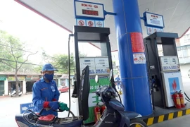 Cửa hàng xăng dầu Thái Thịnh của PVOIL Hà Nội. (Ảnh: Huy Hùng/TTXVN)
