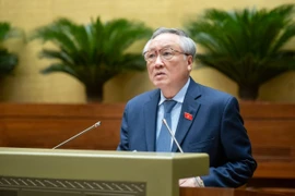 Chánh án Tòa án nhân dân tối cao Nguyễn Hòa Bình báo cáo về dự án Luật Tư pháp người chưa thành niên tại kỳ họp thứ 7, Quốc hội khóa XV. (Ảnh: Quốc hội)