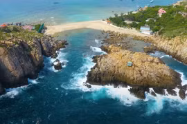 Một góc Bãi đôi Đảo Yến. (Ảnh chụp màn hình)