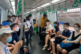 Đường sắt Cát Linh-Hà Đông đã vận chuyển gần 7,2 triệu lượt hành khách. (Ảnh: CTV/Vietnam+)