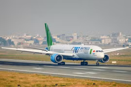 Bamboo Airways sẽ vẫn hoạt động sau khi duy trì ổn định bộ máy nhân sự và các tổ chức cam kết hỗ trợ dòng tiền. (Ảnh: CTV/Vietnam+)