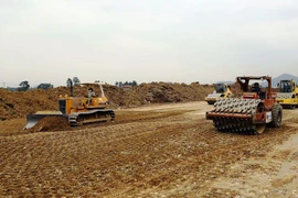 Nhà thầu thi công đoạn tuyến cao tốc Bắc-Nam phía Đông giai đoạn 2017-2020. (Ảnh: Huy Hùng/Vietnam+)