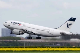 Hàng không Iran đề xuất mở đường bay thẳng tới Mỹ 