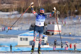 Therese Johaug ăn mừng chiến thắng. (Nguồn: Reuters)