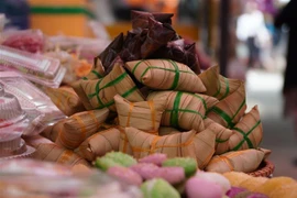 Các sản phẩm phục vụ thị trường Tết Đoan Ngọ 2023 rát đa dạng. Ảnh minh họa. (Ảnh: Ánh Tuyết/TTXVN)