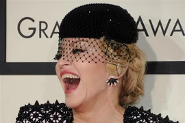 Ca sỹ Madonna tham dự một sự kiện âm nhạc tại Los Angeles, Mỹ, ngày 8/2/2015. (Ảnh: AFP/TTXVN)