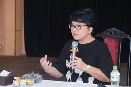 Phó Giáo sư Nguyễn Thu Thủy chia sẻ về đào tạo nhân lực cho ngành công nghiệp bán dẫn. (Ảnh: PV/Vietnam+)