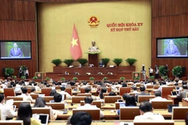 Phó Chủ tịch Trần Quang Phương điều hành nội dung Phiên họp. (Ảnh: quochoi.vn)