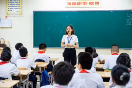 Phải đảm bảo đội ngũ là vấn đề bức thiết của ngành giáo dục. (Ảnh: Hoài Nam/Vietnam+)