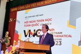 Bộ trưởng Nguyễn Kim Sơn phát biểu tại Hội nghị Toán học toàn quốc lần thứ X. (Ảnh: Bộ GD-ĐT)