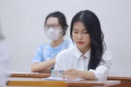 Thí sinh dự thi tốt nghiệp trung học phổ thông năm 2022. (Ảnh: PV/Vietnam+)