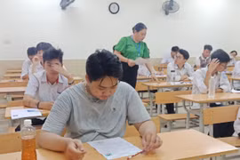 Thí sinh dự thi tốt nghiệp trung học phổ thông tại Hà Nội. (Ảnh: Phạm Mai/Vietnam+)