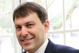 Ông John Glen. (Nguồn: spirefm.co.uk)