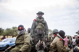 Binh sỹ Mali tại điểm kiểm soát ở gần Sevare. (nguồn: AFP/TTXVN)