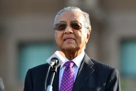  Tân Thủ tướng Malaysia Mahathir Mohamad phát biểu tại cuộc họp ở Putrajaya, Malaysia. (Nguồn: THX/TTXVN)
