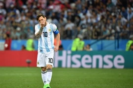 Nỗi buồn của cầu thủ Lionel Messi khi Argentina thua 0-3 trước Croatia trong trận đấu ở Nizhny Novgorod, Nga ngày 21/6. (Ảnh: THX/TTXVN)
