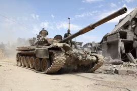 Binh sỹ Syria trong chiến dịch truy quét phiến quân tại Douma. (Nguồn: AFP/TTXVN) 