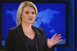 Người phát ngôn Bộ Ngoại giao Mỹ Heather Nauert trong cuộc họp báo tại Washington DC. (Ảnh: AFP/TTXVN)