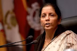 Bộ trưởng Quốc phòng Ấn Độ Nirmala Sitharaman. (Ảnh: AFP/TTXVN)