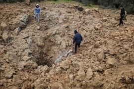 Hiện trường một cuộc không kích do Israel tiến hành nhằm vào Dải Gaza. (Nguồn: THX/TTXVN)