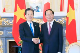 Chủ tịch nước Trần Đại Quang tiếp Chủ tịch Đảng Công Minh Natsuo Yamaguchi. (Ảnh: Nhan Sáng/TTXVN)