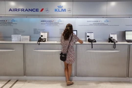 Quầy làm thủ tục của hãng hàng không Air France đậu tại sân bay Nice, Đông Nam nước Pháp. (Nguồn: AFP/TTXVN)