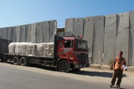 Quân đội Israel tuyên bố đóng hai cửa khẩu giáp Dải Gaza