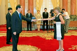 Chủ tịch nước Trần Đại Quang tiếp Đại sứ Đặc mệnh toàn quyền Vương quốc Tây Ban Nha tại Việt Nam đến trình Quốc thư. (Ảnh: Nhan Sáng/TTXVN)