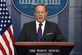 Thư ký báo chí Nhà Trắng Sean Spicer tại cuộc họp báo ở Washington, DC. (Nguồn: AFP/TTXVN)