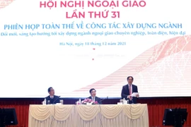 Bộ trưởng Bộ Ngoại giao Bùi Thanh Sơn điều hành phiên thảo luận. (Ảnh: Lâm Khánh/TTXVN)