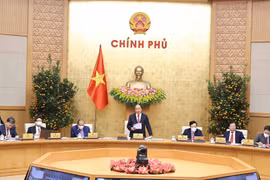 Thủ tướng Nguyễn Xuân Phúc phát biểu tại phiên họp Chính phủ thường kỳ tháng 2 ngày 2/3//2021. (Ảnh: Thống Nhất/TTXVN)