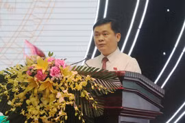 Bí thư Tỉnh ủy Nghệ An Thái Thanh Quý phát biểu khai mạc kỳ họp. (Ảnh: Bích Huệ/TTXVN)