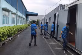 Nhà lưu trú của công nhân được thiết kế từ các container. (Nguồn: laodong.vn)