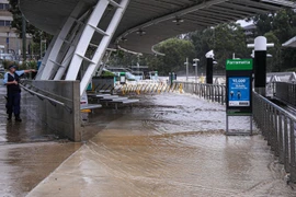 Cảnh ngập lụt sau mưa lớn tại cảng Parramatta ở Sydney, Australia, ngày 20/3/2021. (Ảnh: THX/TTXVN)