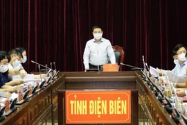 Ông Nguyễn Văn Thắng, Bí thư Tỉnh ủy Điện Biên phát biểu chỉ đạo cuộc họp. (Ảnh: Xuân Tư/TTXVN) 