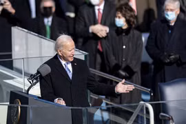 Tân Tổng thống Mỹ Joe Biden phát biểu sau khi tuyên thệ nhậm chức tại Đồi Capitol, Washington DC., ngày 20/1/2021. (Ảnh: THX/TTXVN)