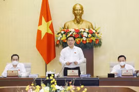 Chủ tịch Quốc hội Vương Đình Huệ chủ trì và phát biểu khai mạc phiên họp. (Ảnh: Doãn Tấn/TTXVN) 