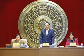 Chủ tịch Quốc hội Vương Đình Huệ phát biểu tại buổi làm việc. (Ảnh: Doãn Tấn/TTXVN)