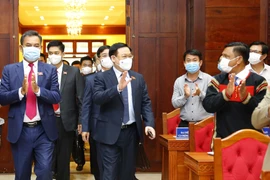 Chủ tịch Quốc hội Vương Đình Huệ dự Kỳ họp thứ nhất Hội đồng nhân dân tỉnh Đắk Lắk khóa X. (Ảnh: Doãn Tấn/TTXVN) 