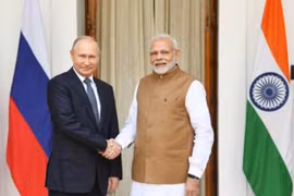 Tổng thống Vladimir Putin và Thủ tướng Narendra Modi. (Nguồn: indiablooms.com)