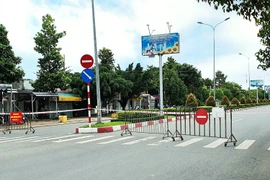 Một chốt kiểm soát dịch trên địa bàn thành phố Bạc Liêu. (Ảnh: TTXVN phát)