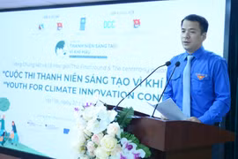 Bí thư Trung ương Đoàn Ngô Văn Cương phát biểu tại cuộc thi. (Ảnh: Minh Đức/TTXVN)